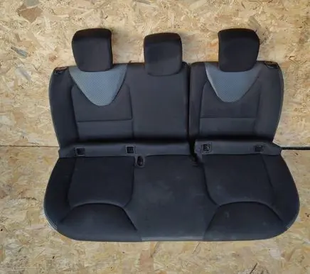 Renault Clio IV Second row seats 
