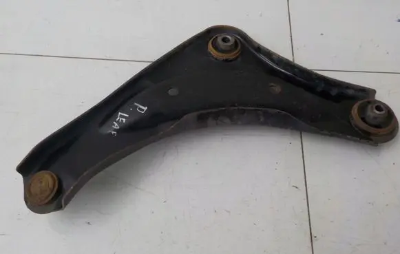 Nissan Leaf I (ZE0) Front lower control arm/wishbone