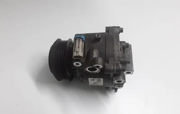 Opel Mokka Air conditioning (A/C) compressor (pump) 95369542