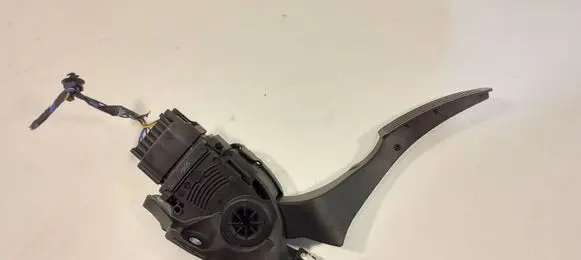 Volvo XC60 Accelerator throttle pedal 31329060