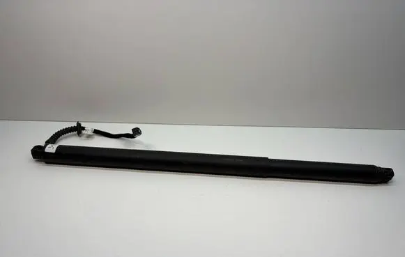 Skoda Superb B8 (3V) Tailgate strut 3V9827851B A0435708