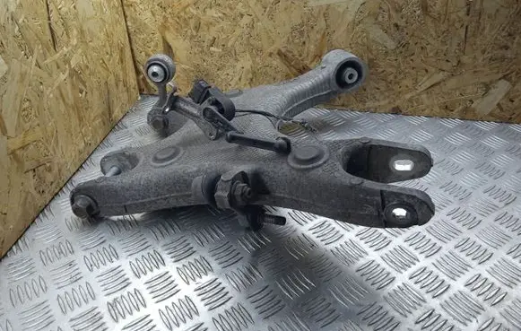 BMW M5 Rear upper control arm/wishbone 2284133
