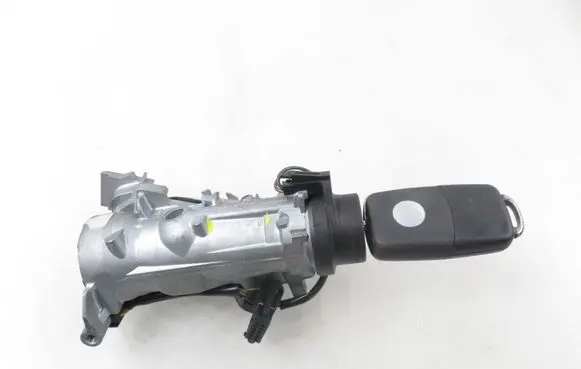 Volkswagen Golf V Ignition lock 1K0905851B