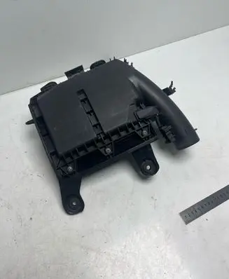 Citroen Berlingo Air filter box 9806561080