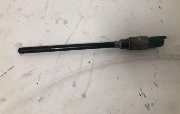 Citroen DS3 Oil level sensor 96546136