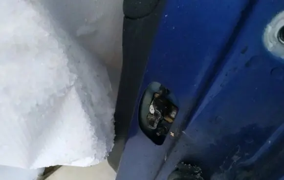 Volvo S40 Rear door check strap stopper