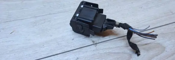 Headlight level height control switch