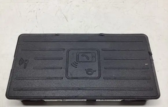 BMW X6 F16 Wireless charging module WCH183