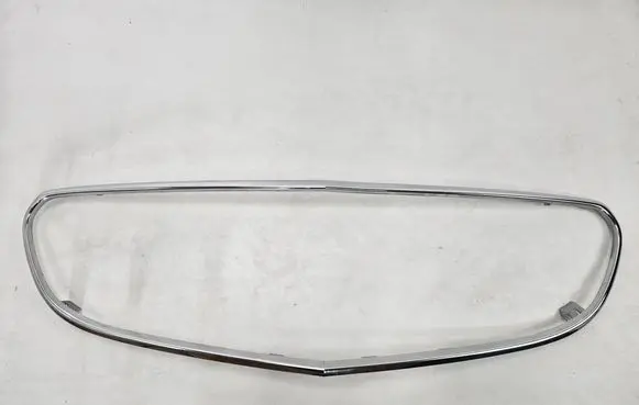 Mercedes-Benz E W212 Front bumper upper radiator grill A2128852574