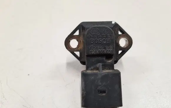 Volkswagen Golf IV Air pressure sensor 0281002177 038906051