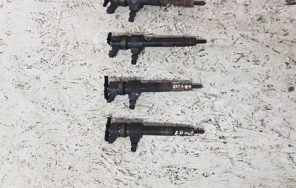 Fiat Punto (199) Fuel injectors set 0445110276