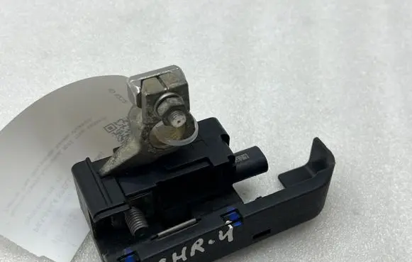 Toyota C-HR I Battery relay fuse 288500Y020