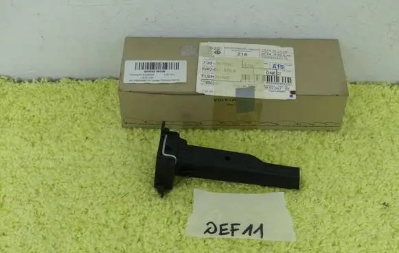 Audi A4 S4 B9 8W Rear seat headrest 8W0881920B