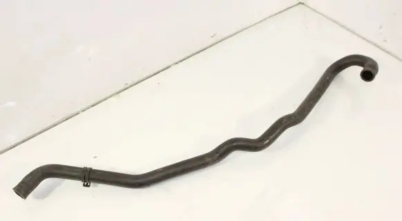 BMW X5M E70 Engine coolant pipe/hose 6955922 1183581030