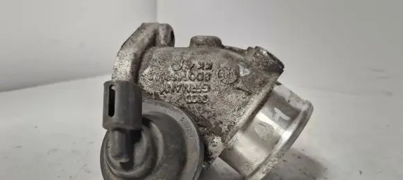Audi A4 S4 B5 8D EGR valve 8D0145950C