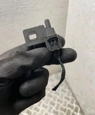 Chrysler Voyager Outside/exterior temperature sensor 56042395