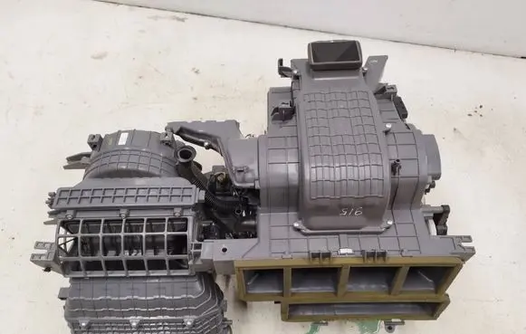 KIA Carens III Interior heater climate box assembly f00s3b2474