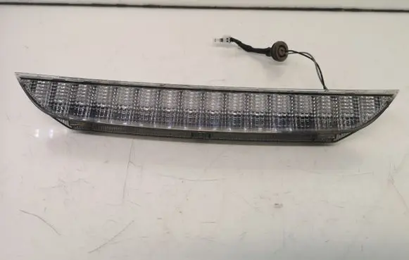Mitsubishi Outlander Third/center stoplight P5631