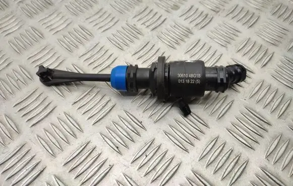 Clutch slave cylinder