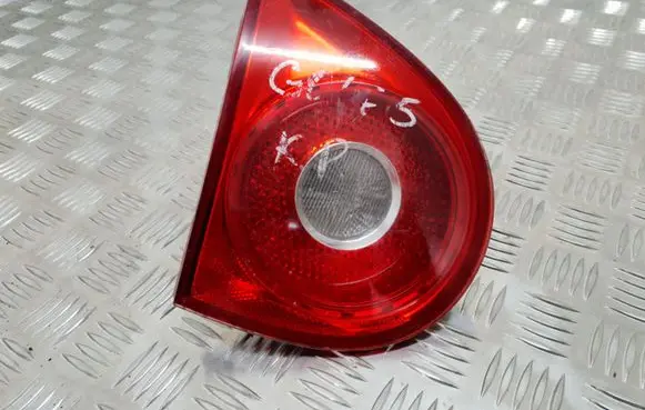 Volkswagen Golf V Tailgate rear/tail lights 1K6945093F