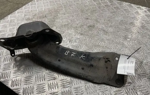 Volkswagen PASSAT B7 Rear upper control arm/wishbone