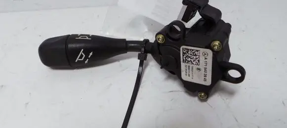 Mercedes-Benz CLS C219 Steering wheel adjustment switch A1715402945