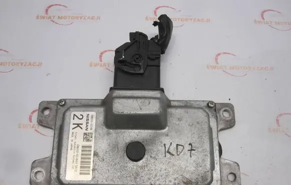 Nissan Juke I F15 Engine control unit/module EMU10-021N
