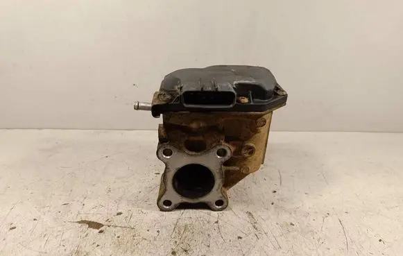 Nissan Navara D40 EGR valve 147105X00C
