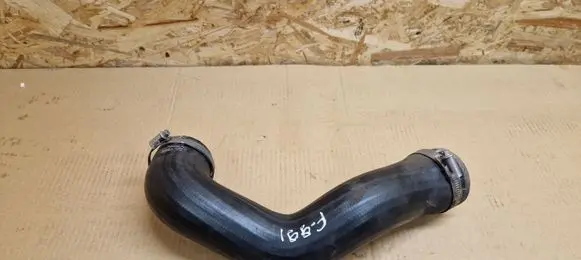 Land Rover Discovery 4 - LR4 Intercooler hose/pipe AH229G738AC