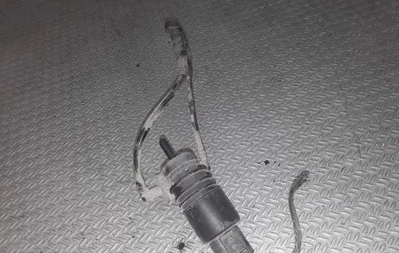 Skoda Fabia Mk1 (6Y) Windscreen/windshield washer pump 1J0973722