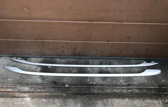 Nissan Qashqai+2 Roof bar rail