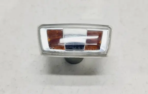Opel Meriva B Front fender indicator light 13252455
