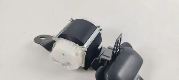 BMW X1 F48 F49 Middle seatbelt (rear) 7469270