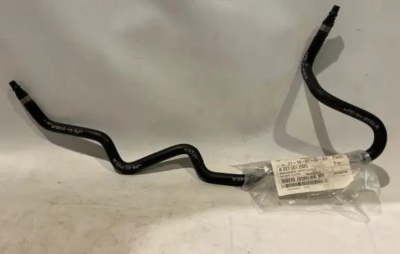 Mercedes-Benz S W221 Engine coolant pipe/hose A2215012825 2215012825