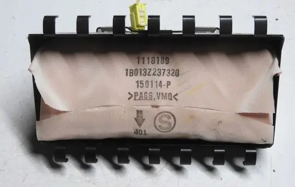 Nissan Note (E12) Airbag set HR12DDR