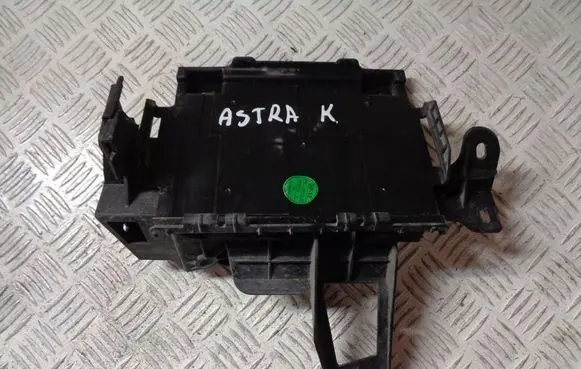 Opel Astra K Engine control unit holder 13408288 13408287