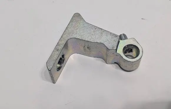 Skoda Superb B8 (3V) Rear door lower hinge 8X0831403E A046574