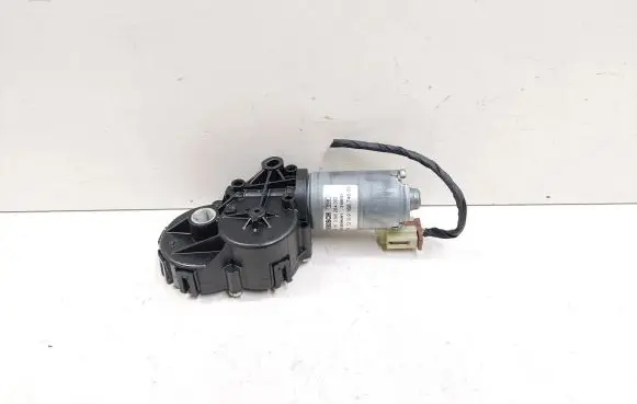 BMW 5 F10 F11 Seat adjustment motor 0390204002 5210916874600 9168746
