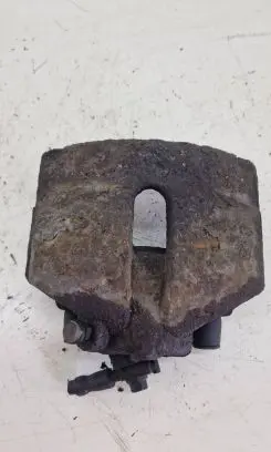 Volkswagen PASSAT B6 Front brake caliper