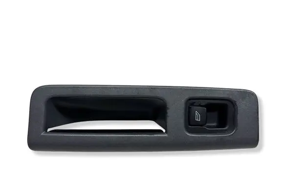Volvo V50 Electric window control switch 8679477