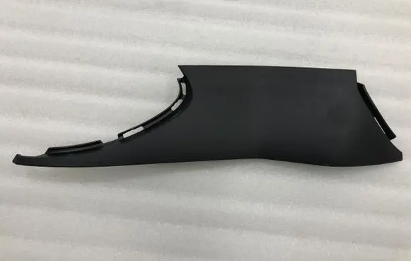 Suzuki SX4 Centre console side trim front 