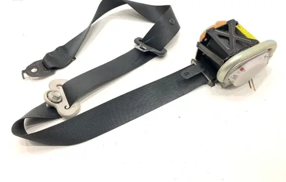 Mazda CX-7 Front seatbelt