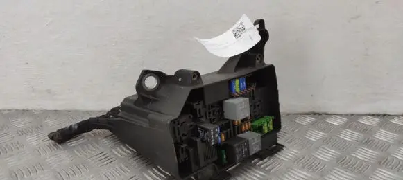 Mercedes-Benz GLC X253 C253 Fuse module A2059981301
