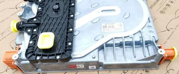 Volkswagen ID.7 Battery charger (optional) 1EE915684N