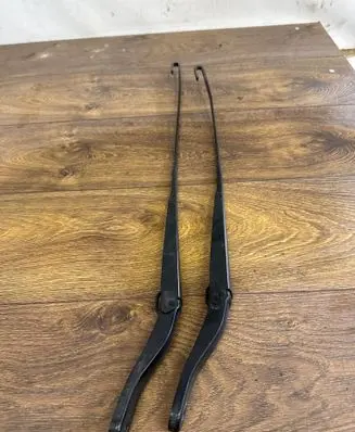 Renault Master III Front wiper blade arm 8200734777 8200734776