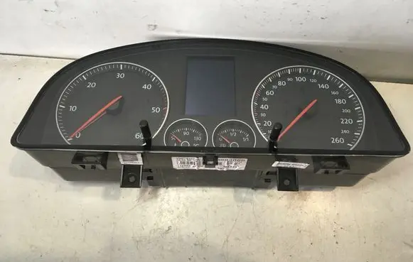 Volkswagen Touran I Speedometer (instrument cluster) 1T0920872A