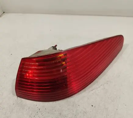 Peugeot 607 Rear/tail lights