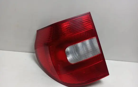 Skoda Yeti (5L) Rear/tail lights 5L0945095 5L0945111