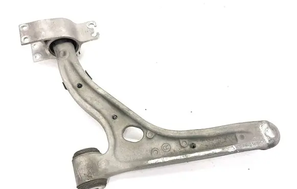 Mercedes-Benz CLA C117 X117 W117 Front lower control arm/wishbone A2463304800
