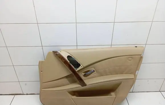 BMW 5 E60 E61 Front door card panel trim 61305511 039350 FTC96365511M